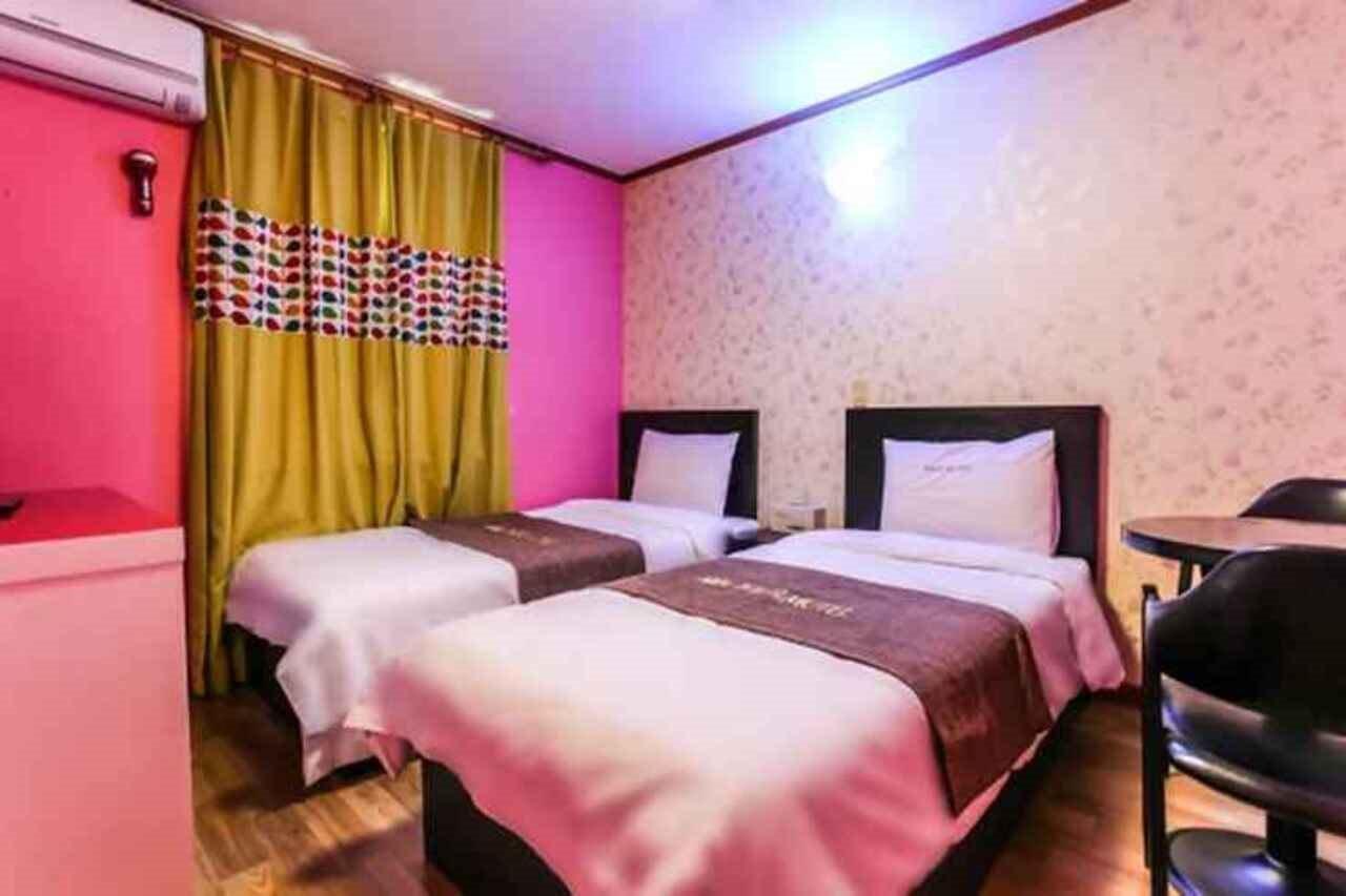 Jeongdongjin Motel Гангнеунг Екстериор снимка